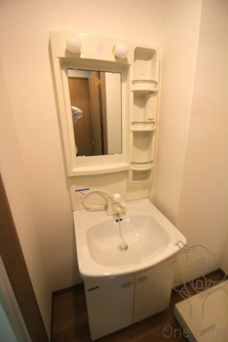 コンフォートテラステンマの独立洗面台
