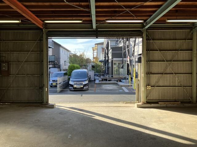 片岡倉庫西