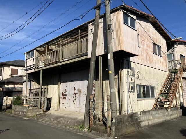 片岡倉庫西