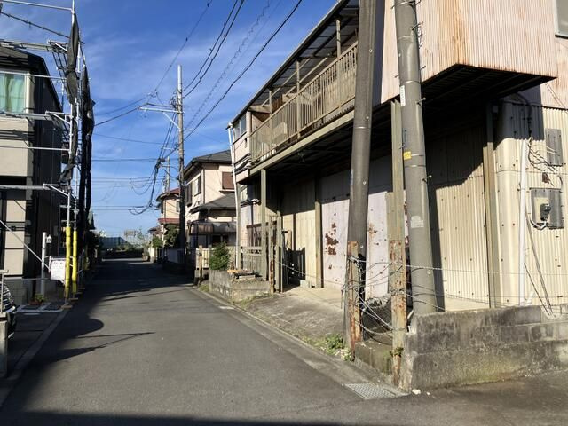 片岡倉庫西