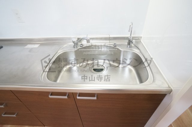 グラン・ドムール宝塚売布南のキッチン