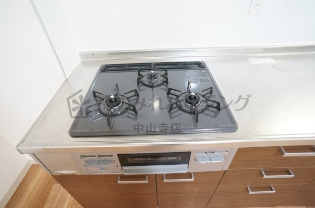 グラン・ドムール宝塚売布南のキッチン