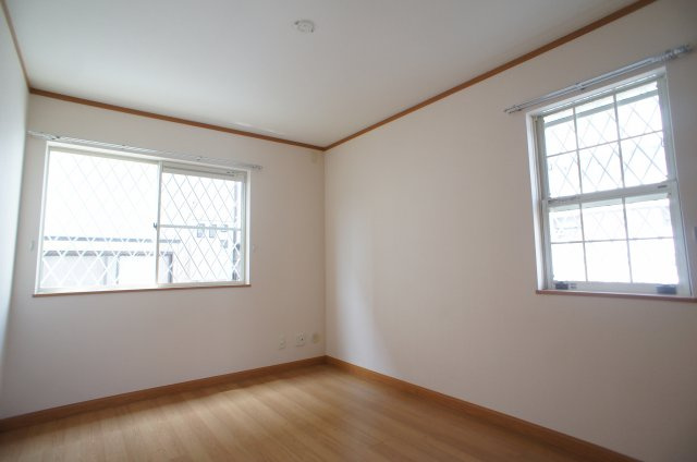 【洋室】 | リバーサイドスクエア3番館