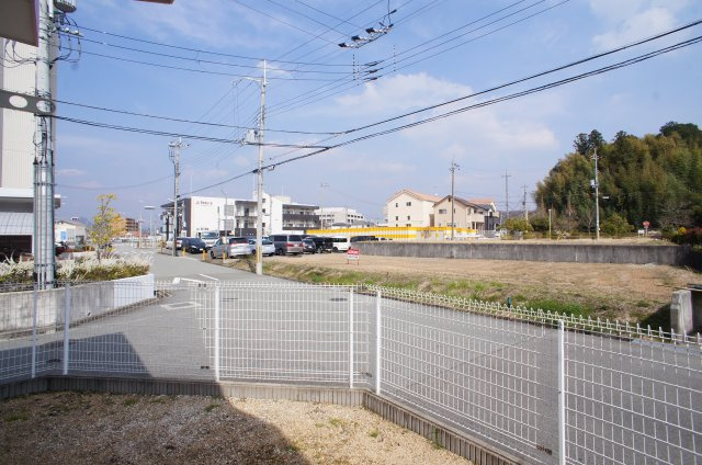 【庭】 | リバーサイドスクエア3番館