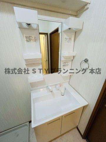 仲介手数料０円！Grand　Ciel　B棟の独立洗面台