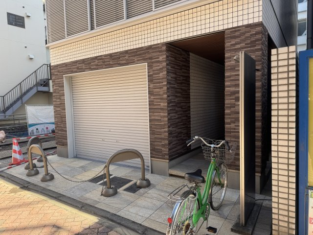 ミルアール・センジュのエントランス