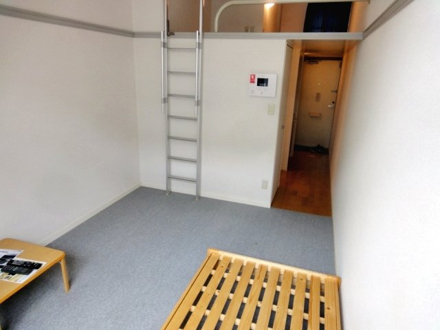 レオパレスＹａｍａｍｏｔｏの居間・リビング