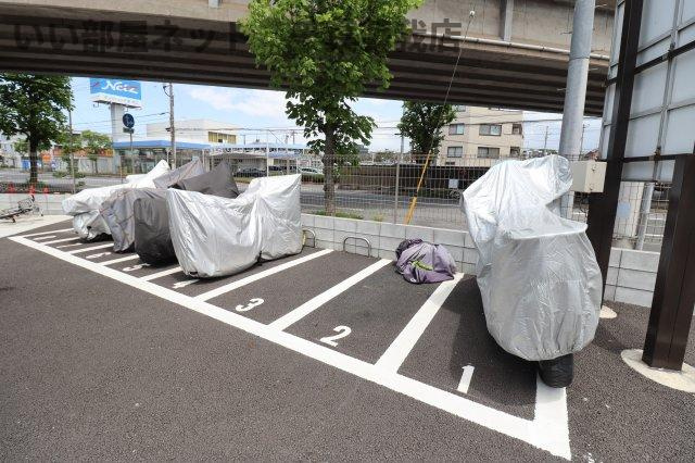 ウィンドテラス千葉寺のその他共用部分|バイク置場