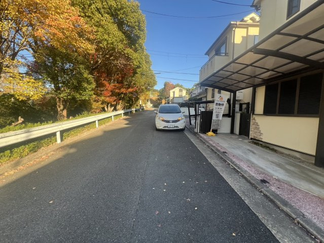 四條畷市清滝中町中古戸建の前面道路含む現地写真|前面道路含む現地写真です