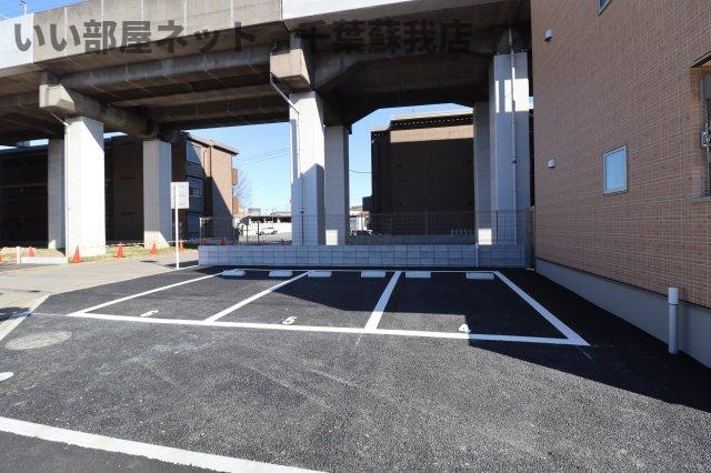 ウィンドテラス千葉寺の駐車場|駐車場に車を止められます