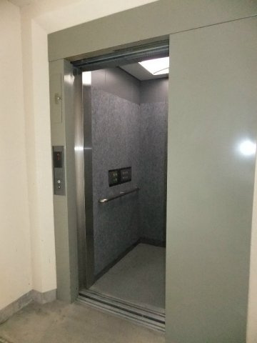 【玄関】 | アネシスサイトウ | 別部屋写真です。