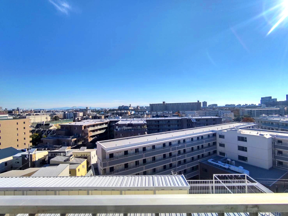 シーサイドコーポ芦屋の展望|洋室9.5帖バルコニーからの南側眺望です。見晴らしがよく開放感のある住戸です。