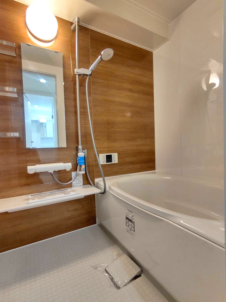 シーサイドコーポ芦屋の浴室|追炊き付き浴室ユニットバス新規交換済みです。