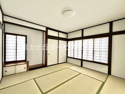 【和室】 | 磐田市豊岡 中古戸建て  | 8帖の和室です