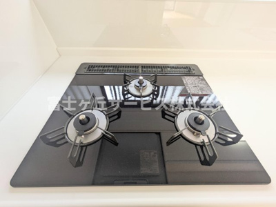 【その他】 | 磐田市豊岡 中古戸建て  | ３口コンロです