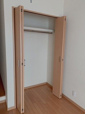 レオパレス清荒神ＬＡ１の収納