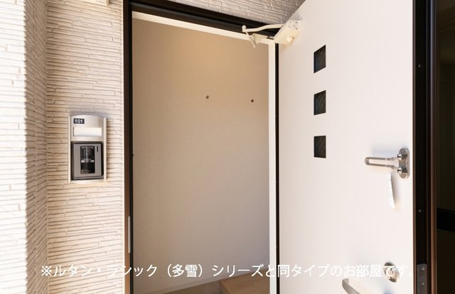 Ｔ´ｓハウスⅡの玄関|玄関