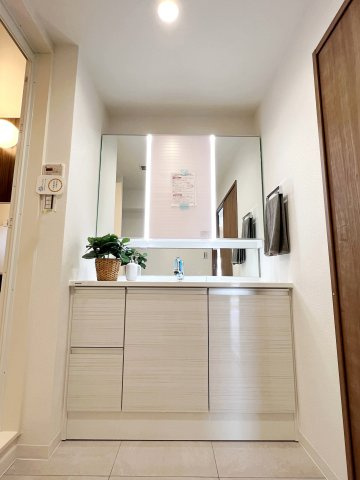 コスモ相模原スカイエッセの独立洗面台