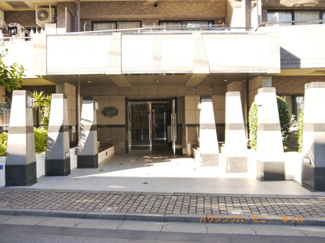 【エントランス】