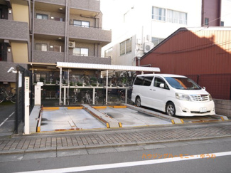 【駐車場】