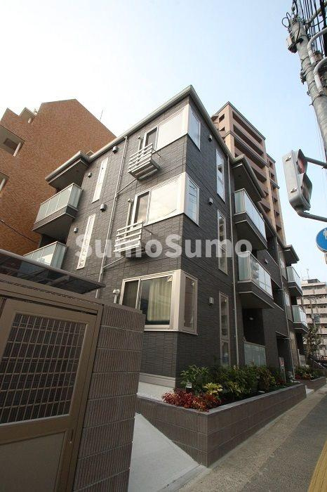 コンフォール西新の外観