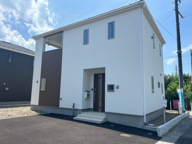 千曲市大字屋代の新築一戸建の外観