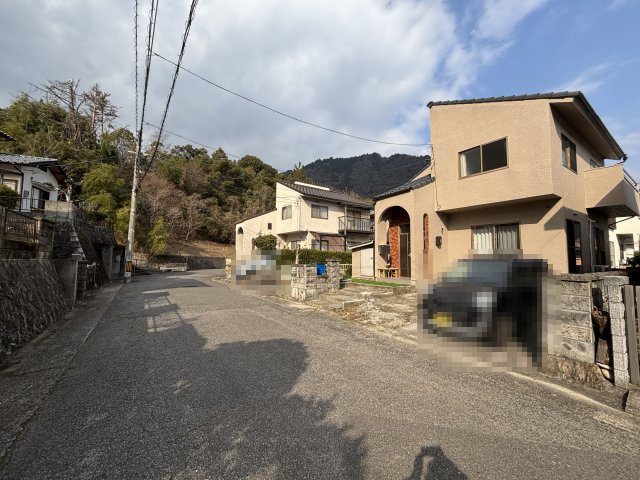 中古戸建　あさひが丘１丁目の前面道路含む現地写真