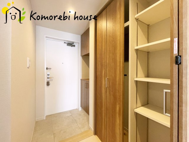 新大宮パークホームズの玄関|きれいな玄関です