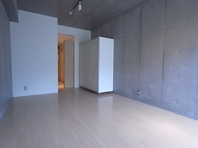 神戸市兵庫区会下山町２丁目の賃貸マンションの内装|室内