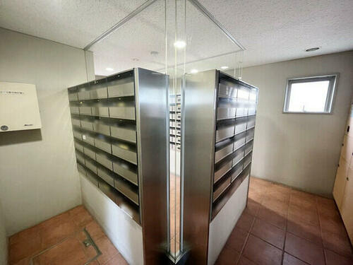 リバティパーク枚方B棟の設備|メールボックス
■物件内覧・資金計画相談・住宅ローン相談、リフォーム相談、お問合せ受付中■
※当日・翌日のご内覧、ご相談はお電話でのお問合せがスムーズです！