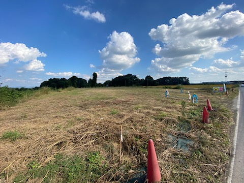 下野市花田　土地