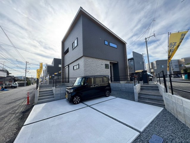 ーARCHI DAYSーアーキデイズ小倉南区沼本町1丁目　【小倉南区　新築戸建て】の駐車場|駐車スペースは並列2台可能♪　【小倉南区　新築戸建て】