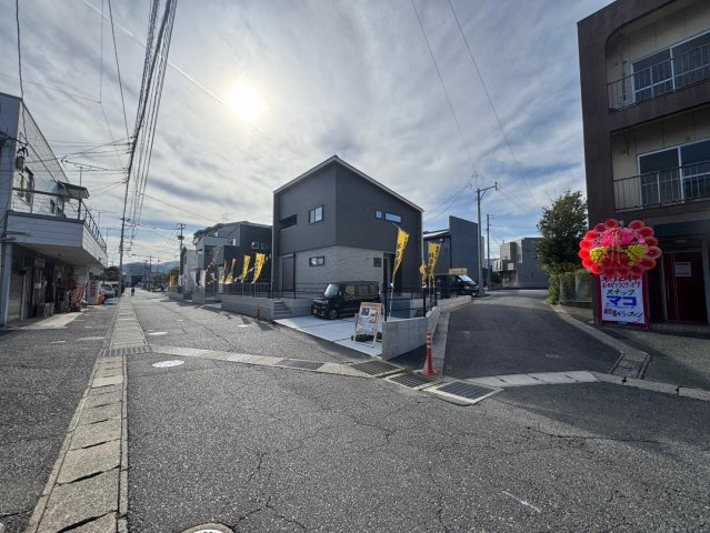 ーARCHI DAYSーアーキデイズ小倉南区沼本町1丁目　【小倉南区　新築戸建て】の前面道路含む現地写真|小倉沼南郵便局　徒歩5分　【小倉南区　新築戸建て】