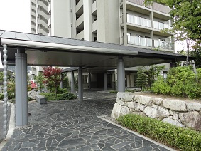 【外観】 | グランスイート近江・臨湖庵 | 入口