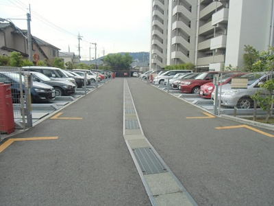 【駐車場】 | グランスイート近江・臨湖庵