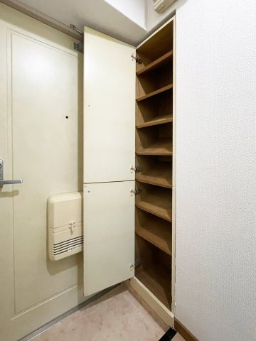 ユーライフ高取の収納|シューズボックスです