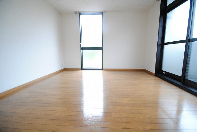 パークサイド3番館の寝室|同建物　同タイプ　イメージ写真