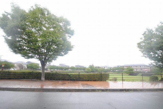 パークサイド3番館の周辺|藤光公園がすぐお隣に。