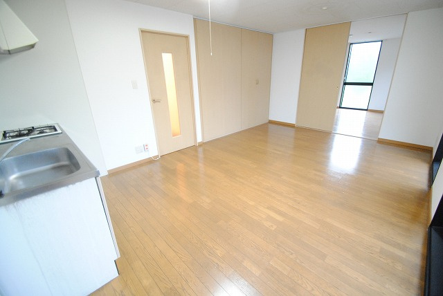 パークサイド3番館の居間・リビング|同建物　同タイプ　イメージ写真