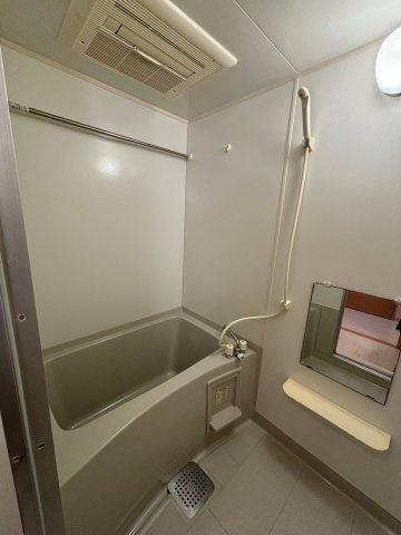大阪市西区本田１丁目の賃貸マンションの浴室