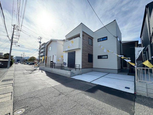 ーARCHI DAYSーアーキデイズ小倉南区沼本町1丁目　【小倉南区　新築戸建て】の前面道路含む現地写真|周辺には幼稚園、保育園もあり働くお母さんには便利な立地♪　【小倉南区　新築戸建て】