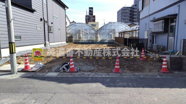 ６４４２２　岐阜市島田東町土地