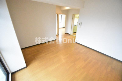 【洋室】 | ルミエール久宝寺