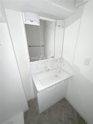 【洗面所】 | シャトールポート