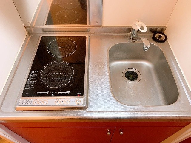 レオパレスＴａｋａｒａｚｕｋａのキッチン