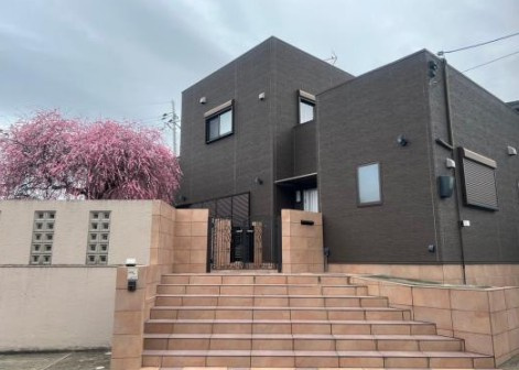 氷室台1丁目　中古一戸建ての外観|新しい生活にいかがでしょうか？外観はお住まいの顔になります。こだわりたいポイントですね。外壁塗装や屋根塗装のご相談も承っております。
■現地内覧・資金計画相談・住宅ローン相談もお問合せ受付中■