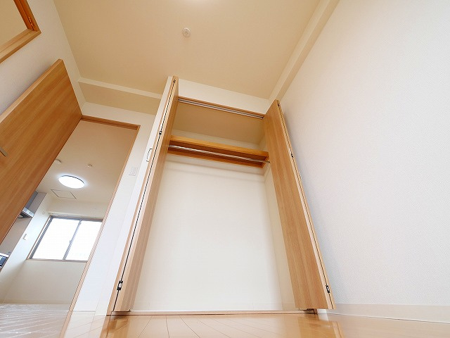 マンション南京終の収納|ちょっとした収納スペースも充実しています