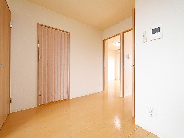 マンション南京終の居間・リビング|ゆったりとした居間です