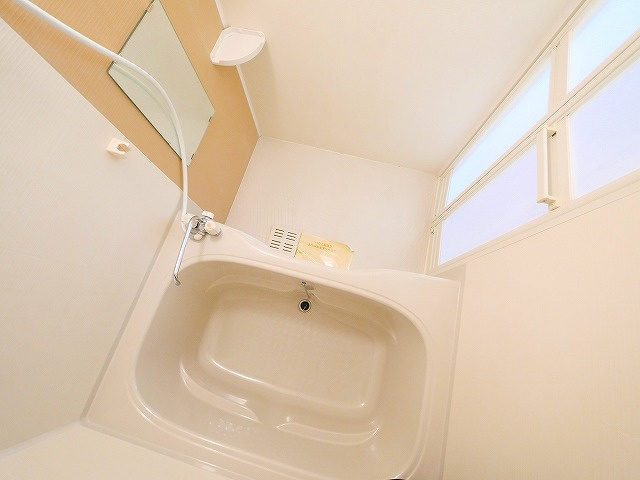 マンション南京終の浴室|ゆったり過ごせるお風呂です