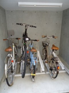 【その他共用部分】 | ZESTY高円寺南 | 駐輪場完備。